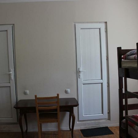 Hq Of Nove Sujashvili Kazbegi Eksteriør billede